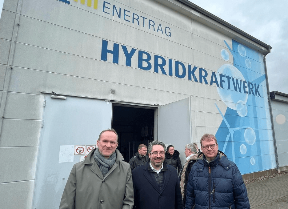 Besuch beim weltweit ersten Wasserstoff-Hybridkraftwerk von ENERTRAG !